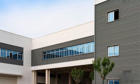 Erschwingliche praktische vorgefertigte Stahlkonstruktion Lagerhaus Schöne Aussichten Design für Unternehmen